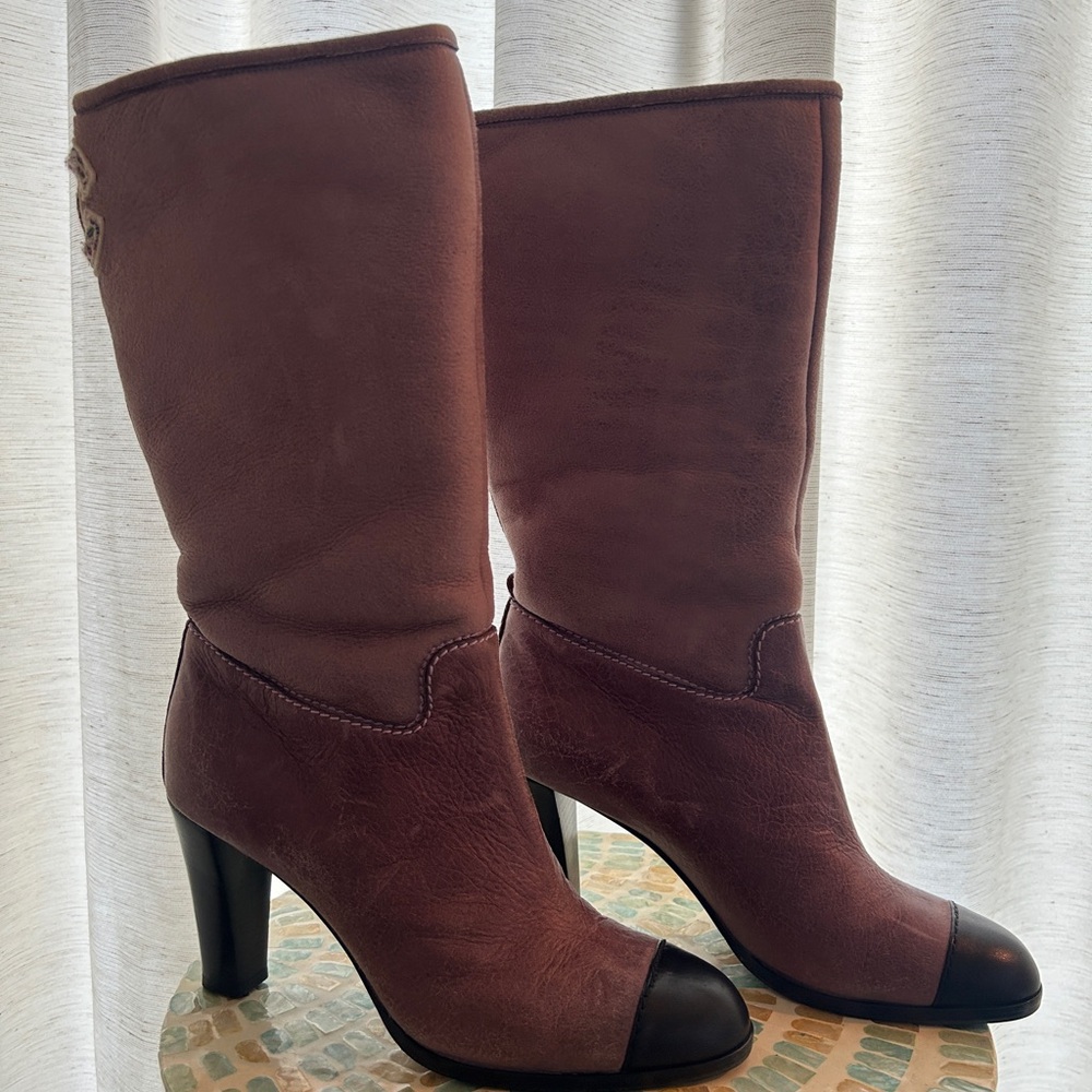 Chanel Women's Brown Leather Boots - Picture 2 of 14